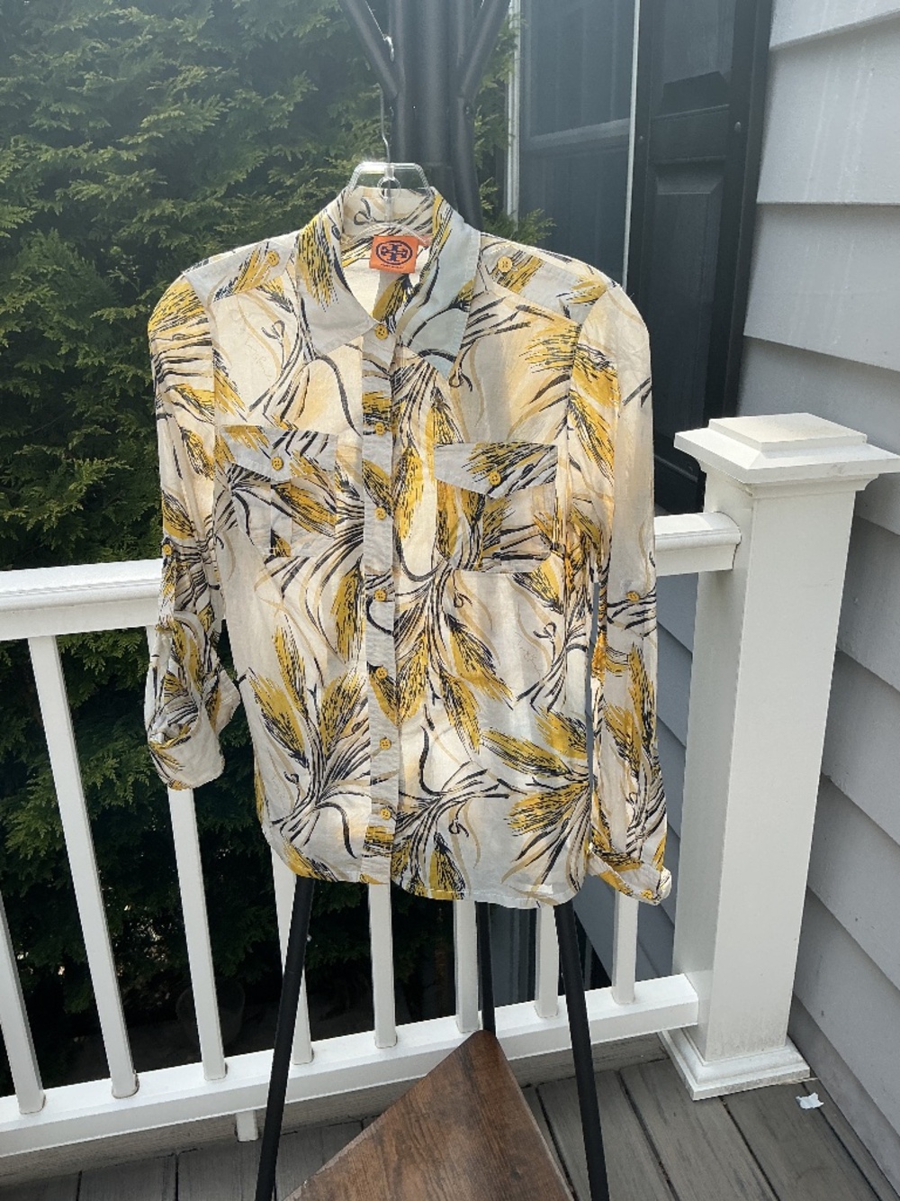 Tory Burch " Runway Collection" Brigitte Wheat Roll Tab Sleeve Blouse, Size 0